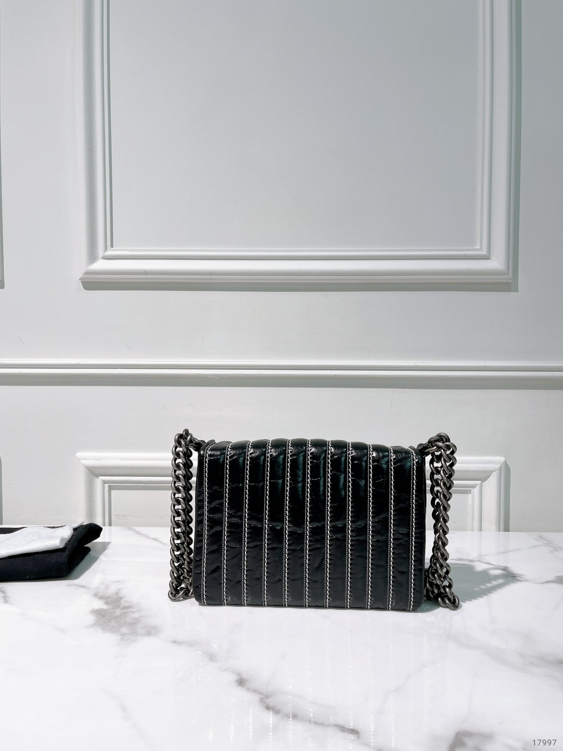 CHANEL SINGLE FLAP BAG, Black/Silver