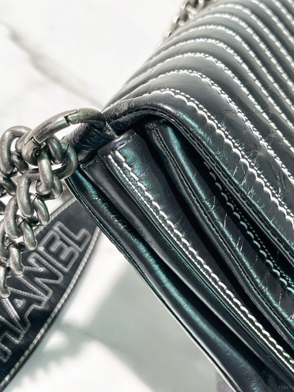 CHANEL SINGLE FLAP BAG, Black/Silver