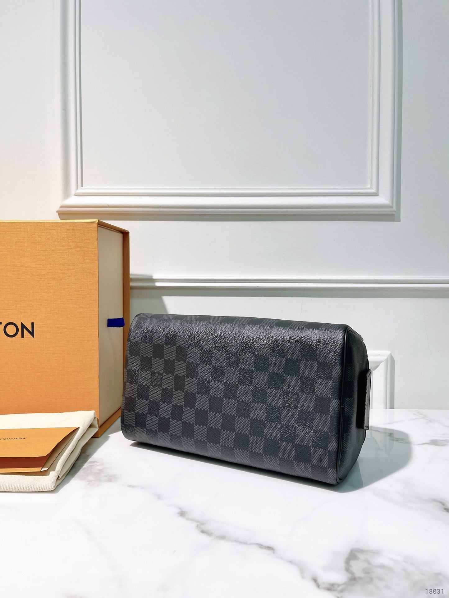 LV TOILET DOPP POUCH, Damier