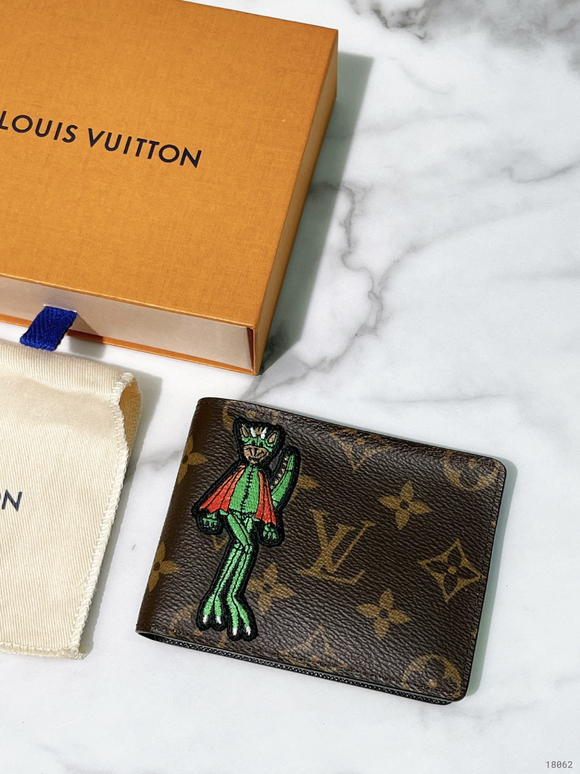 LV SLENDER WALLET, Monogram