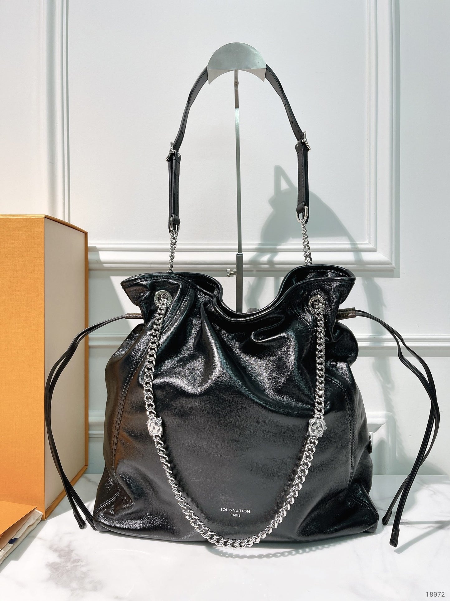 LV OFF DUTY VIBE MM, Black/Silver