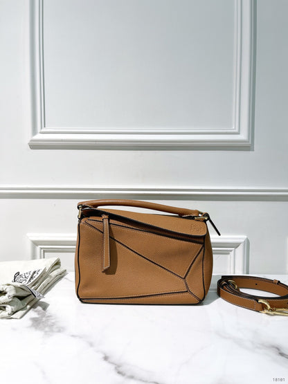 LOEWE PUZZLE SMALL, Tan