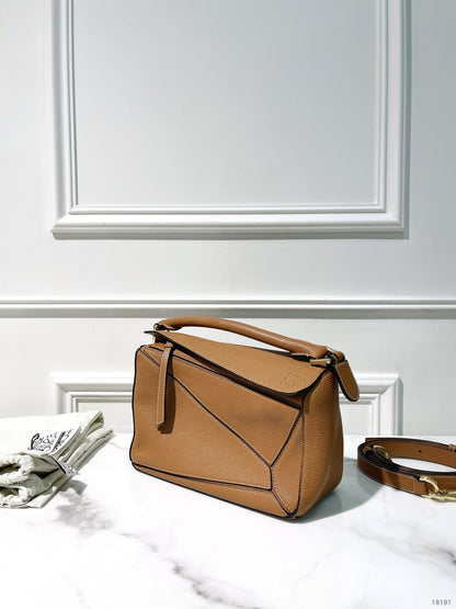 LOEWE PUZZLE SMALL, Tan