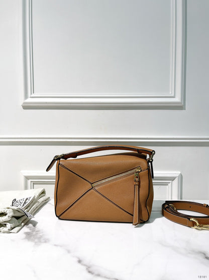 LOEWE PUZZLE SMALL, Tan