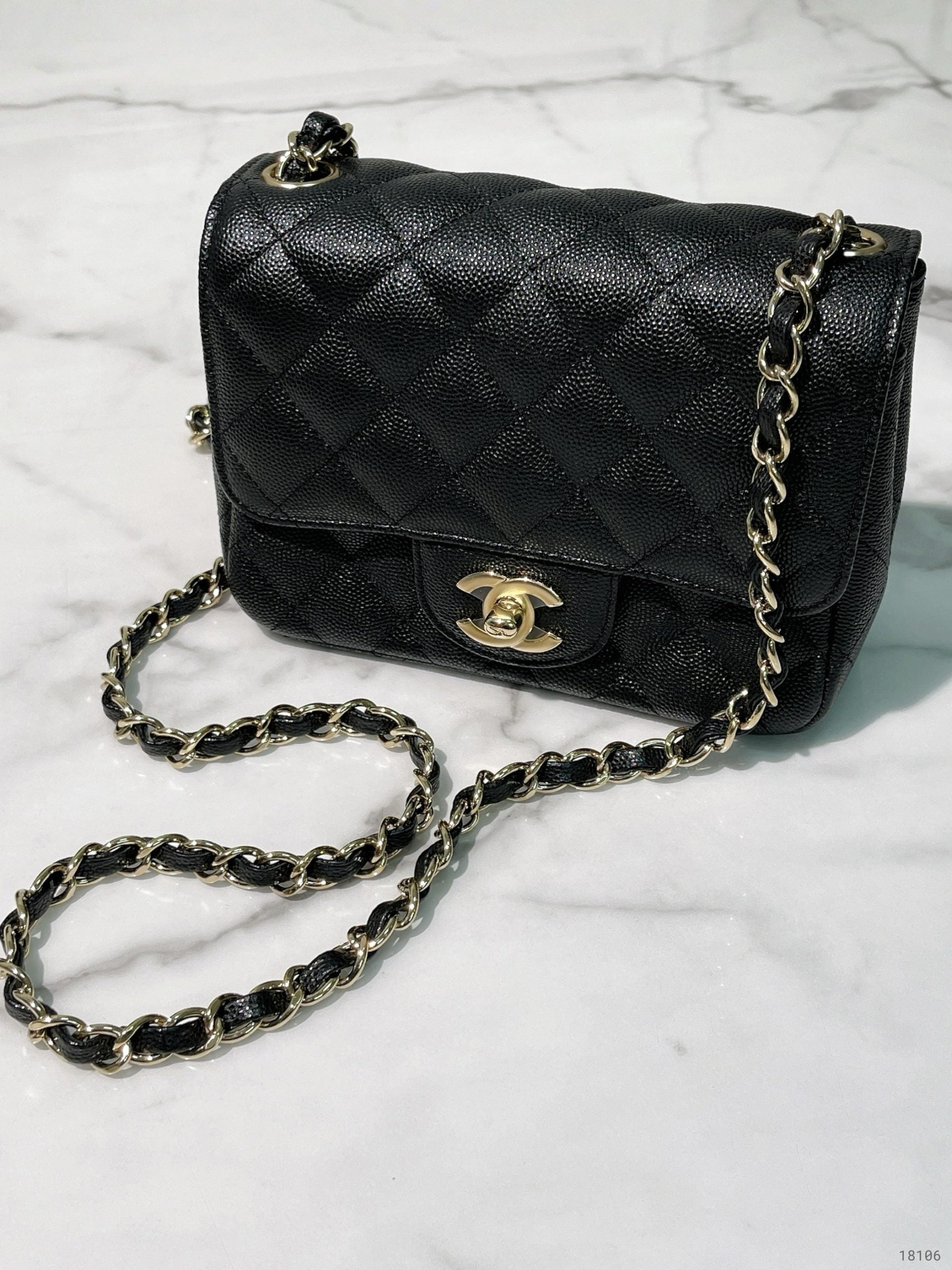 CHANEL CAVIAR MINI SQUARE, Black/Gold