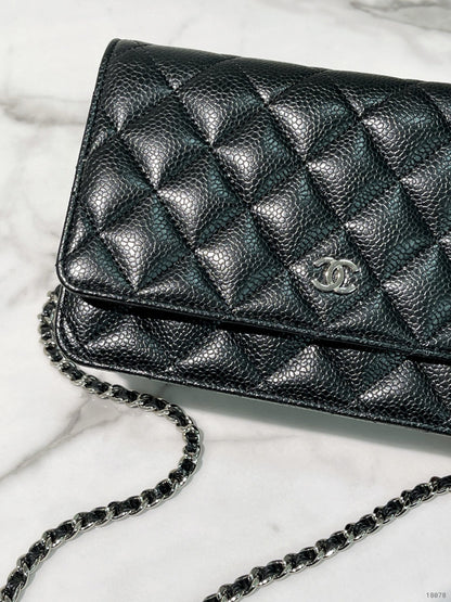 CHANEL CAVIAR CLASSIC WOC, Black/Silver