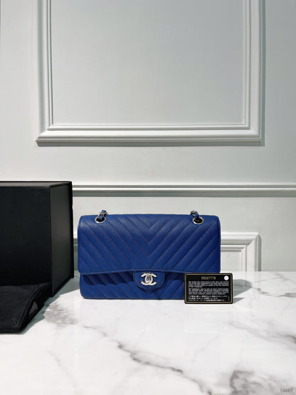 CHANEL MEDIUM CLASSIC FLAP, Blue/Silver