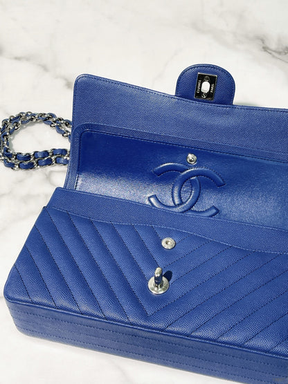 CHANEL MEDIUM CLASSIC FLAP, Blue/Silver