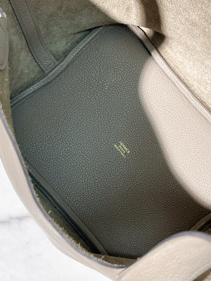 HERMES PICOTIN LOCK 22, Gris Tourterelle/Gold