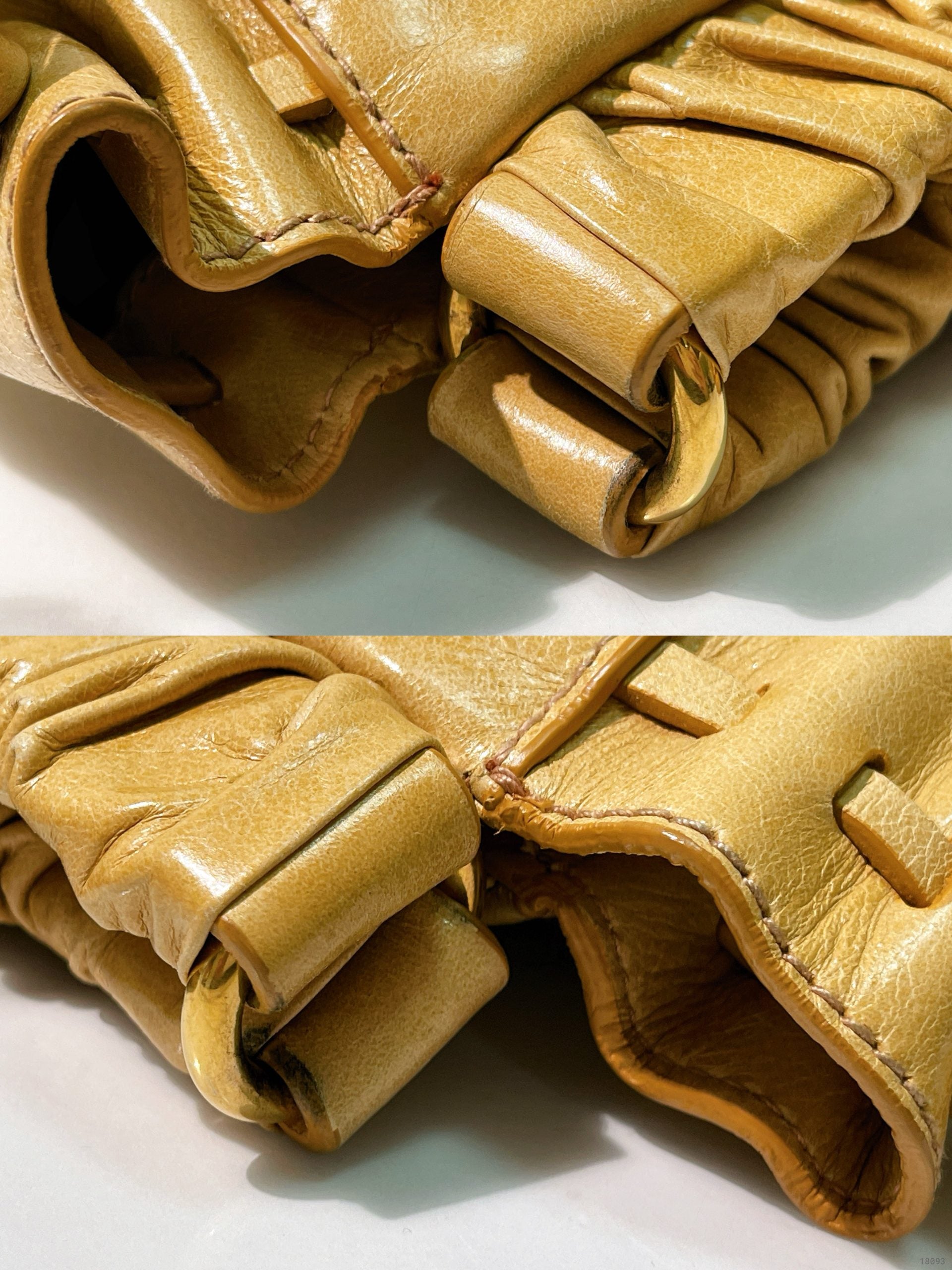 MIUMIU VOTELLO HANDBAG