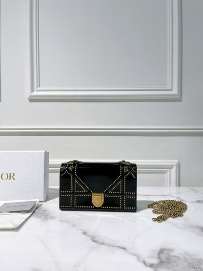 DIOR MINI DIORAMA, Black/Gold