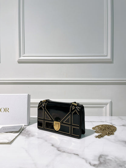 DIOR MINI DIORAMA, Black/Gold