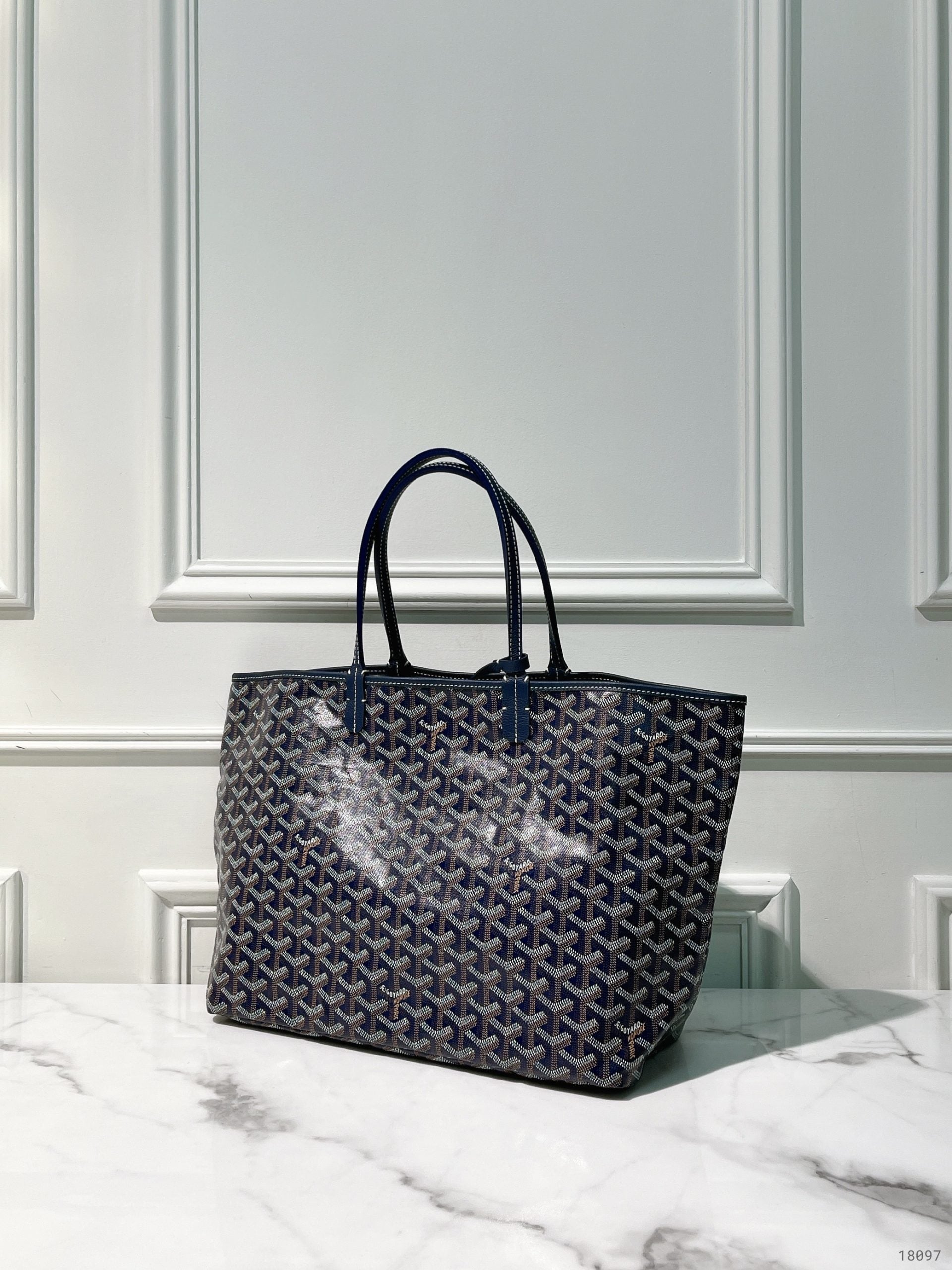 GOYARD SAINT LOUIST TOTE PM, Navy