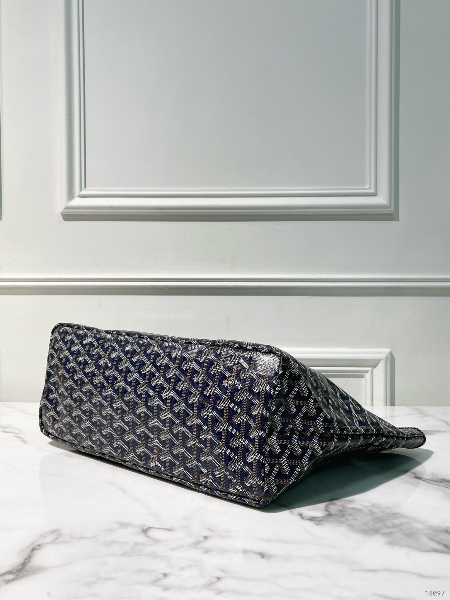 GOYARD SAINT LOUIST TOTE PM, Navy