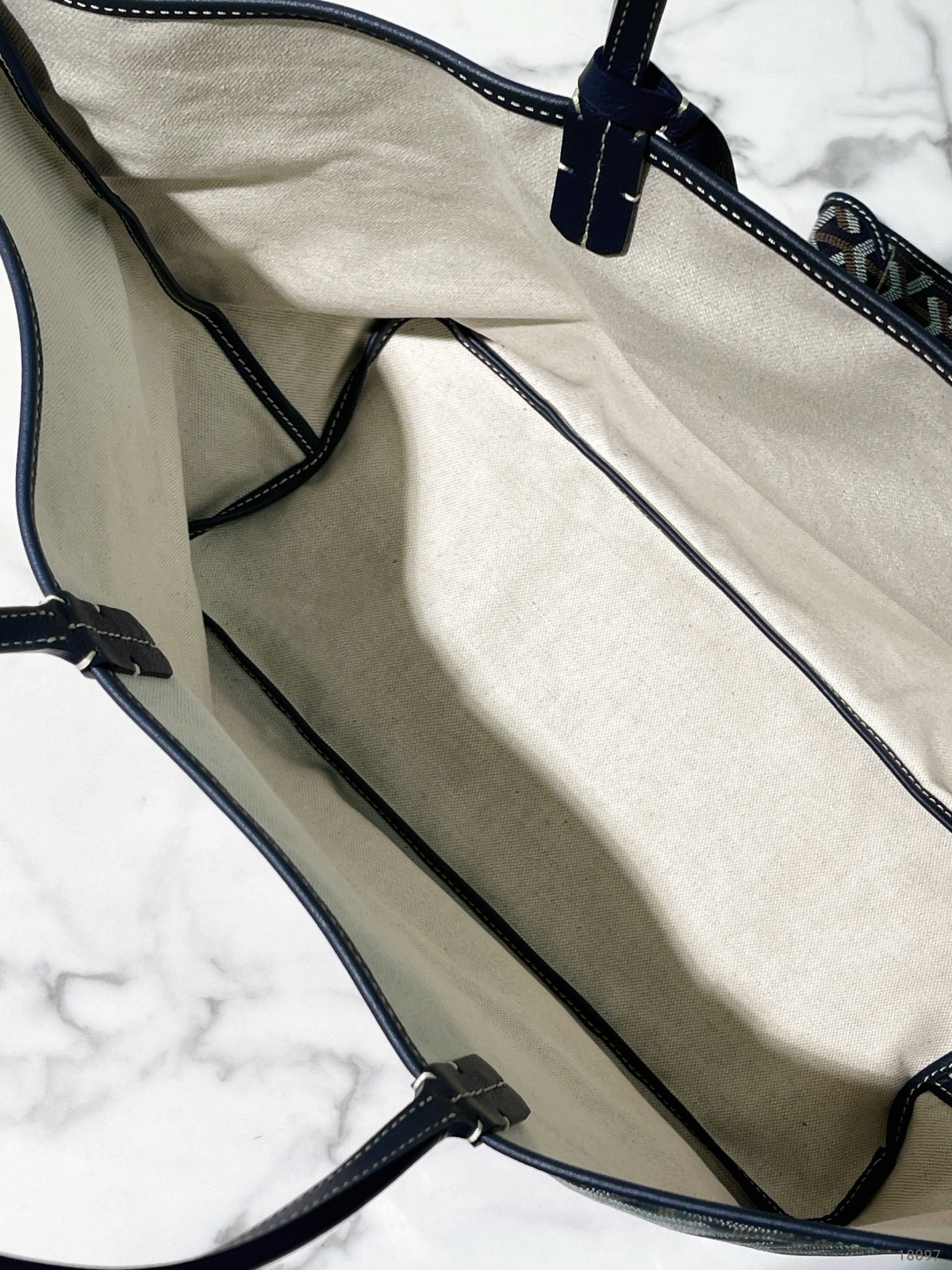 GOYARD SAINT LOUIST TOTE PM, Navy