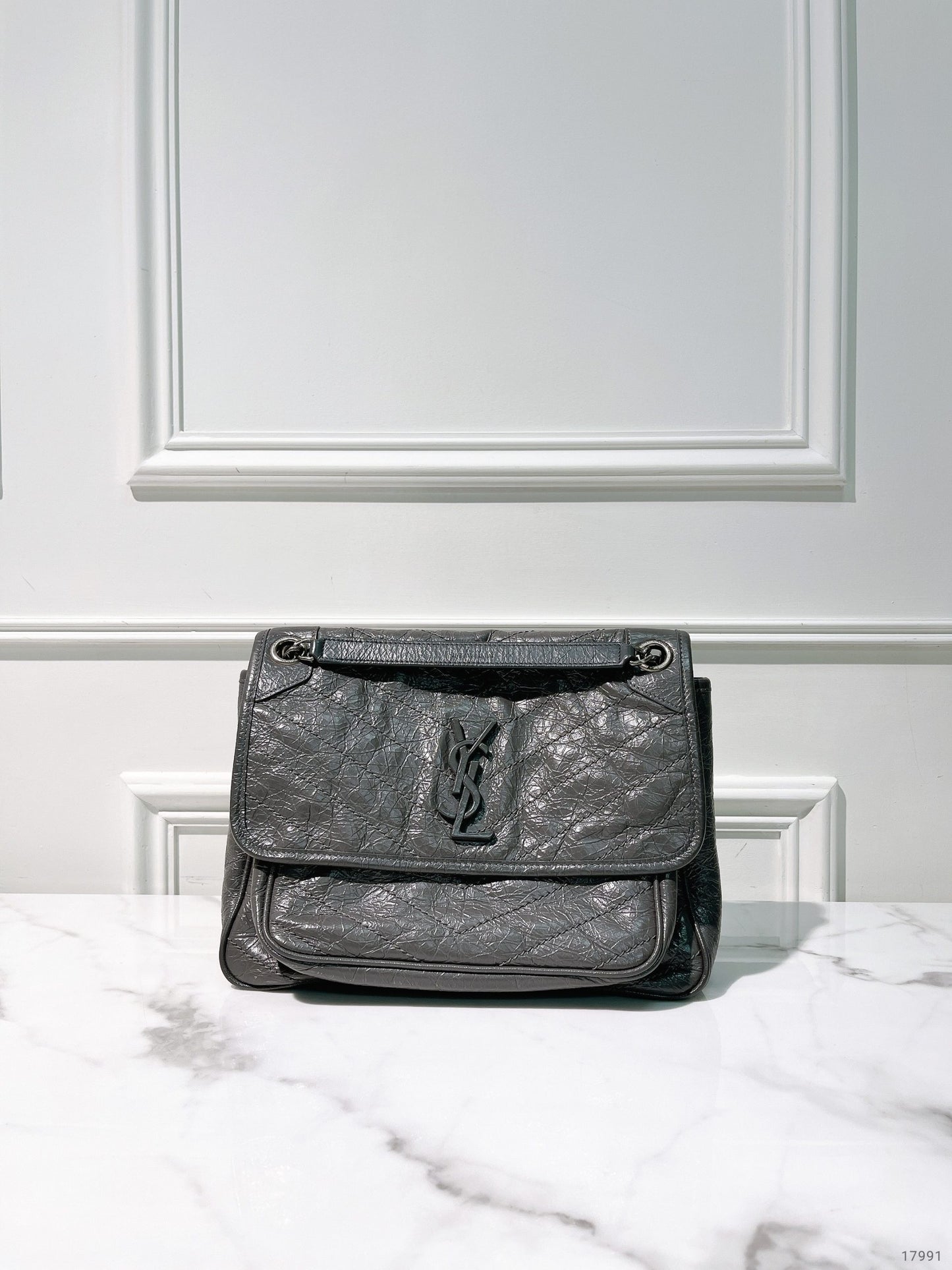 YSL NIKI MEDIUM, Grey/Silver