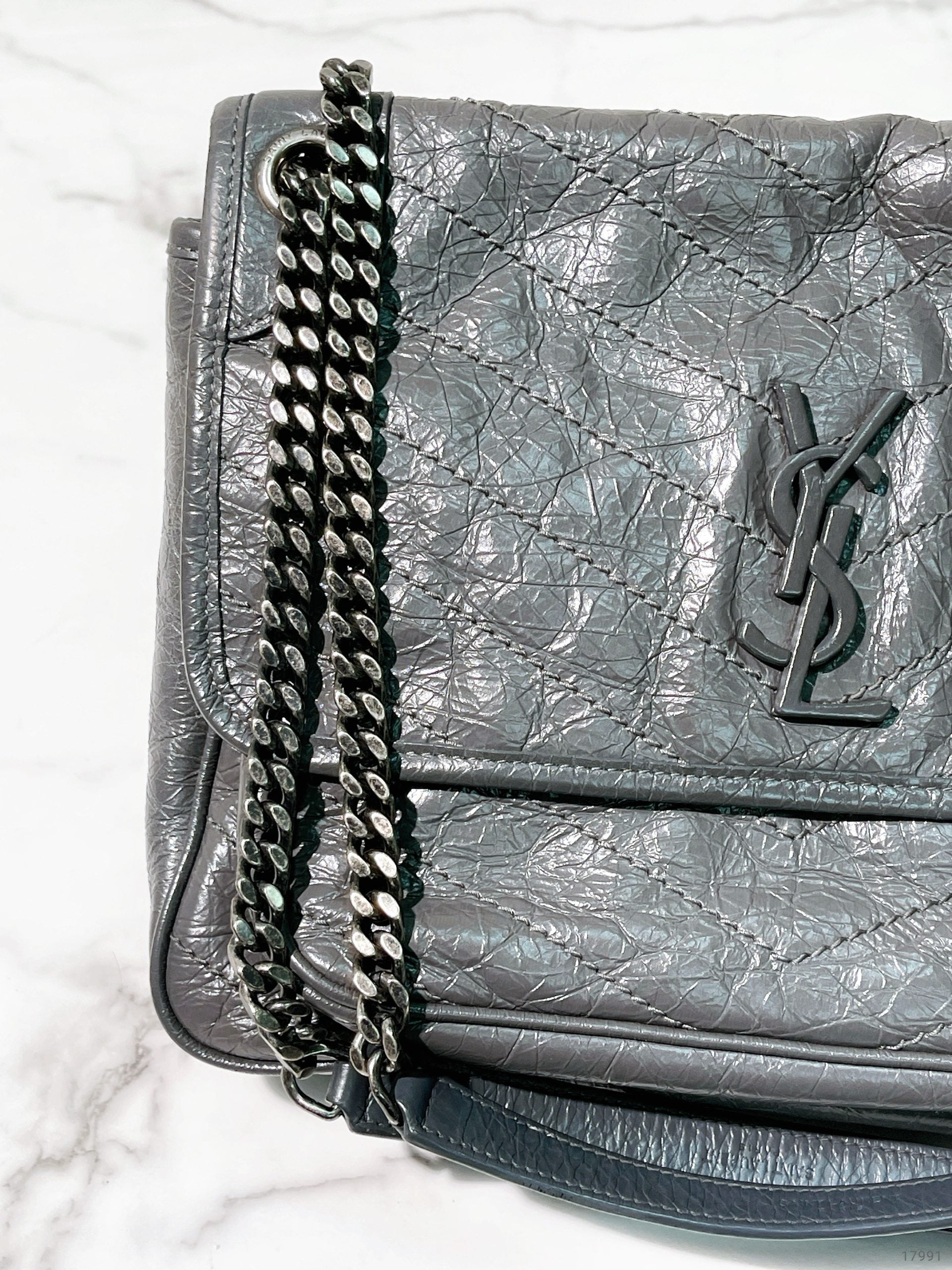 YSL NIKI MEDIUM, Grey/Silver