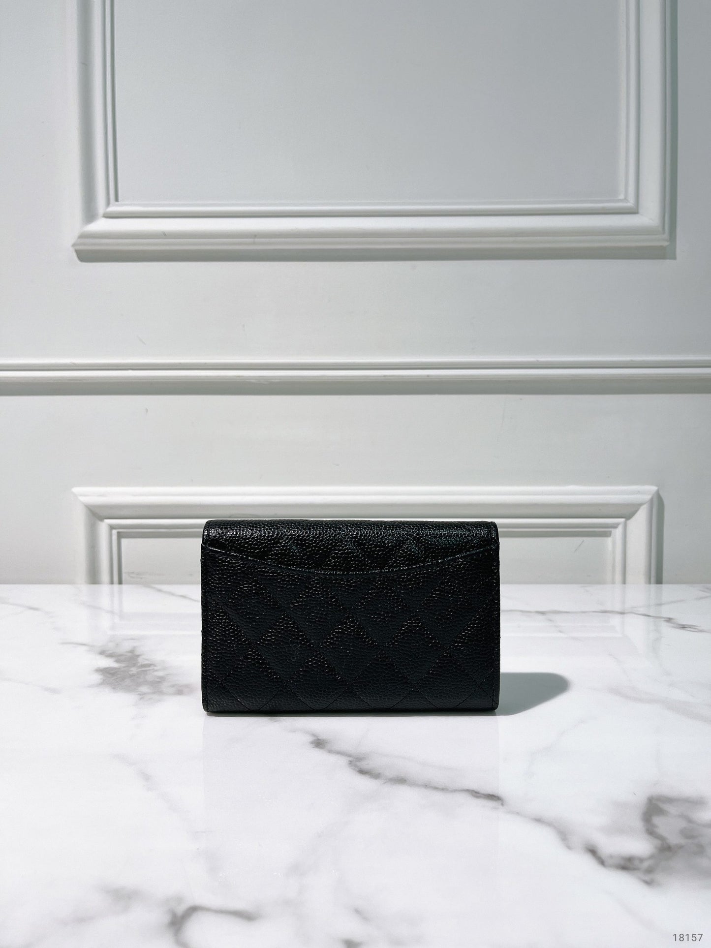 CHANEL CAVIAR CLASSIC WALLET, Black/Silver
