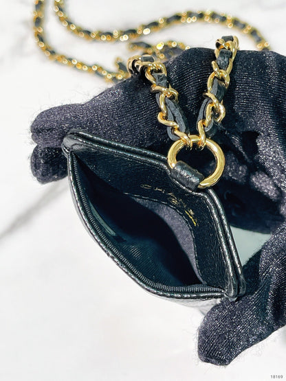 CHANEL CARD HOLDER ON CHAIN, Black/Gold