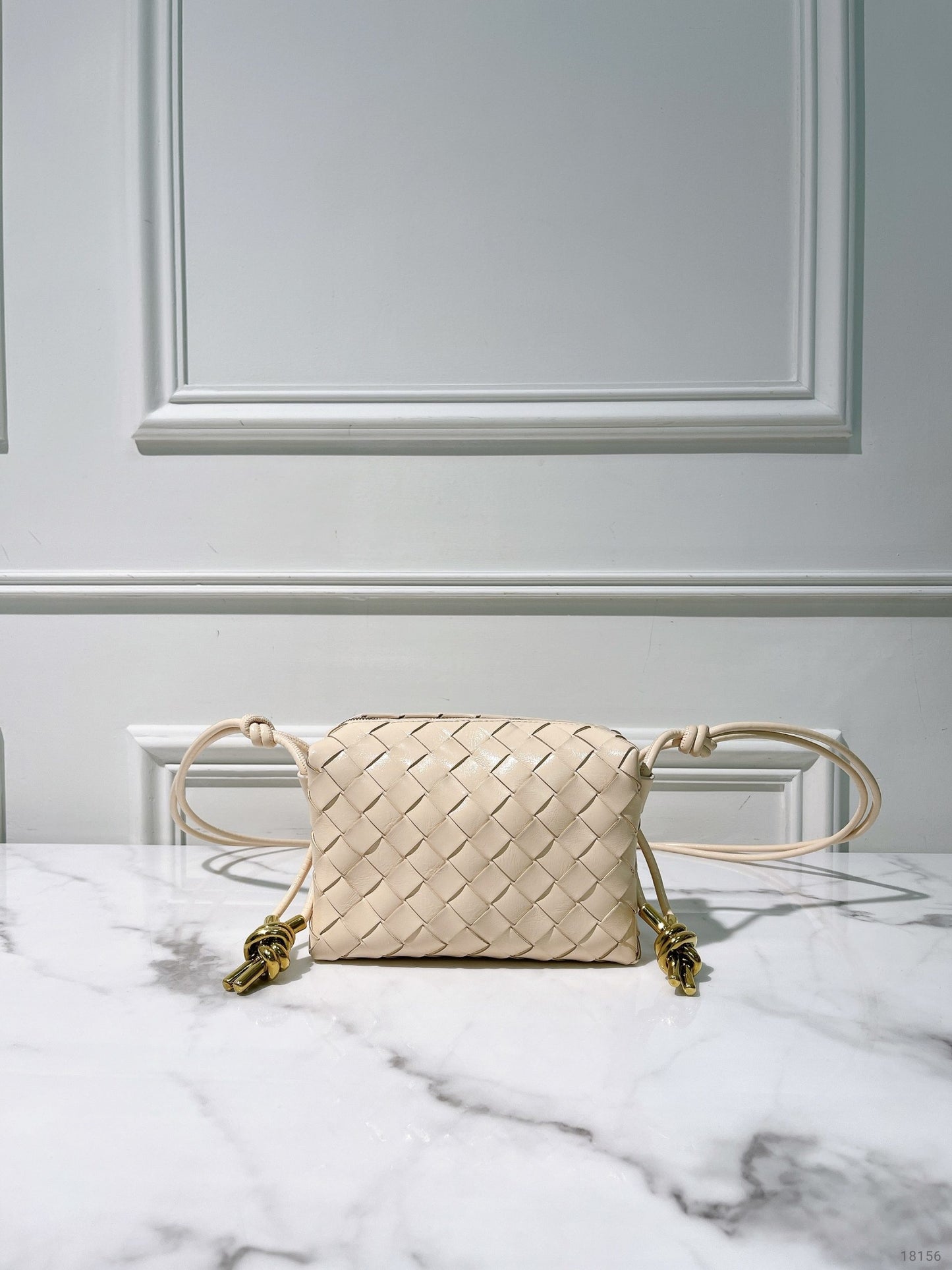 BOTTEGA VENETA MINI LOOP CAMERA BAG