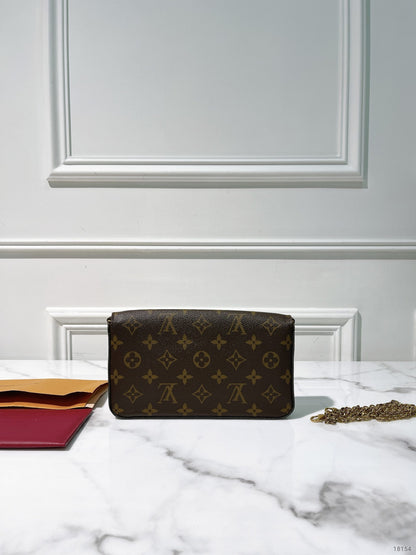 LV FELICIE POCHETTE, Monogram (No Zipped Pocket)