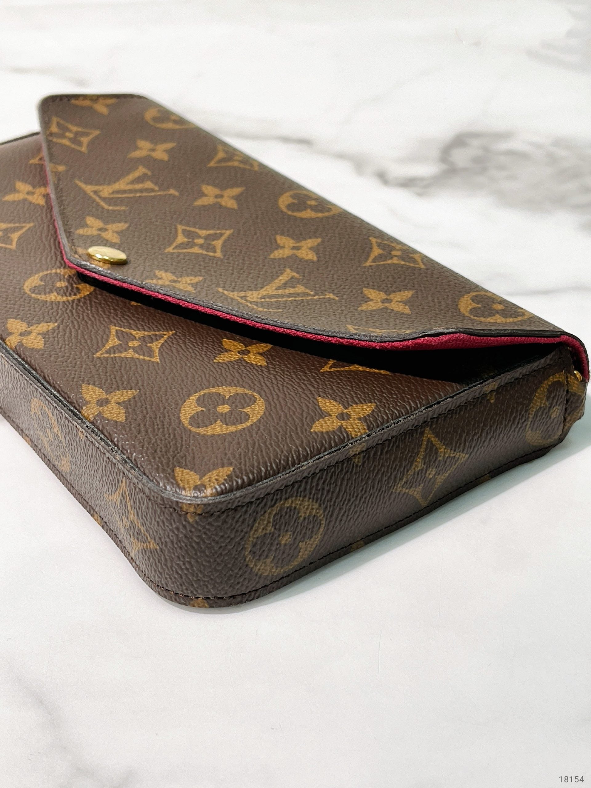 LV FELICIE POCHETTE, Monogram (No Zipped Pocket)
