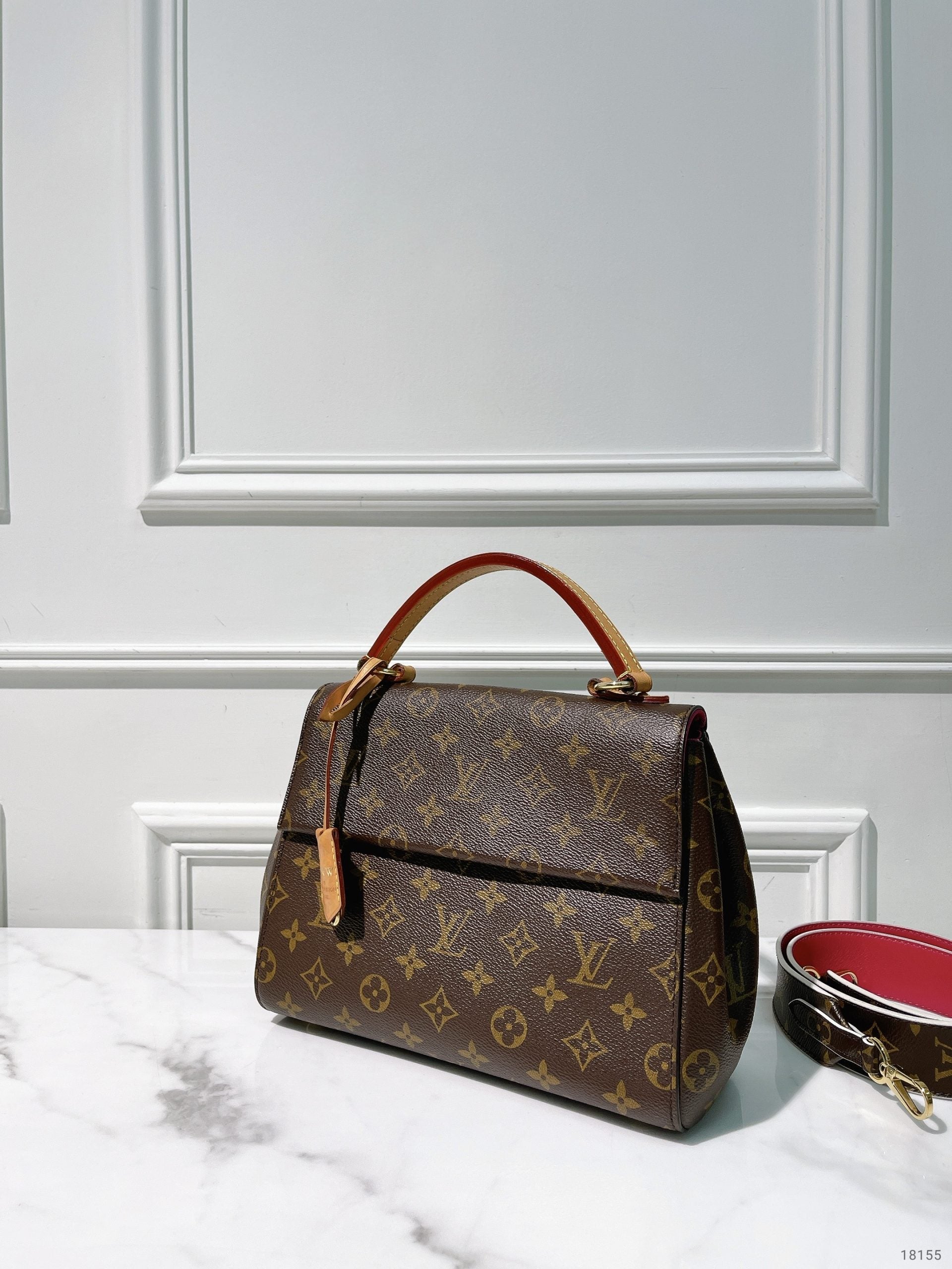 LV CLUNY BB, Monogram