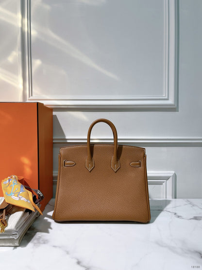 HERMES BIRKIN 25, Gold/Gold
