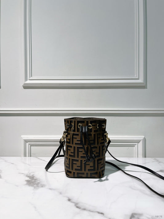 FENDI SMALL MON TRESOR BUCKET BAG