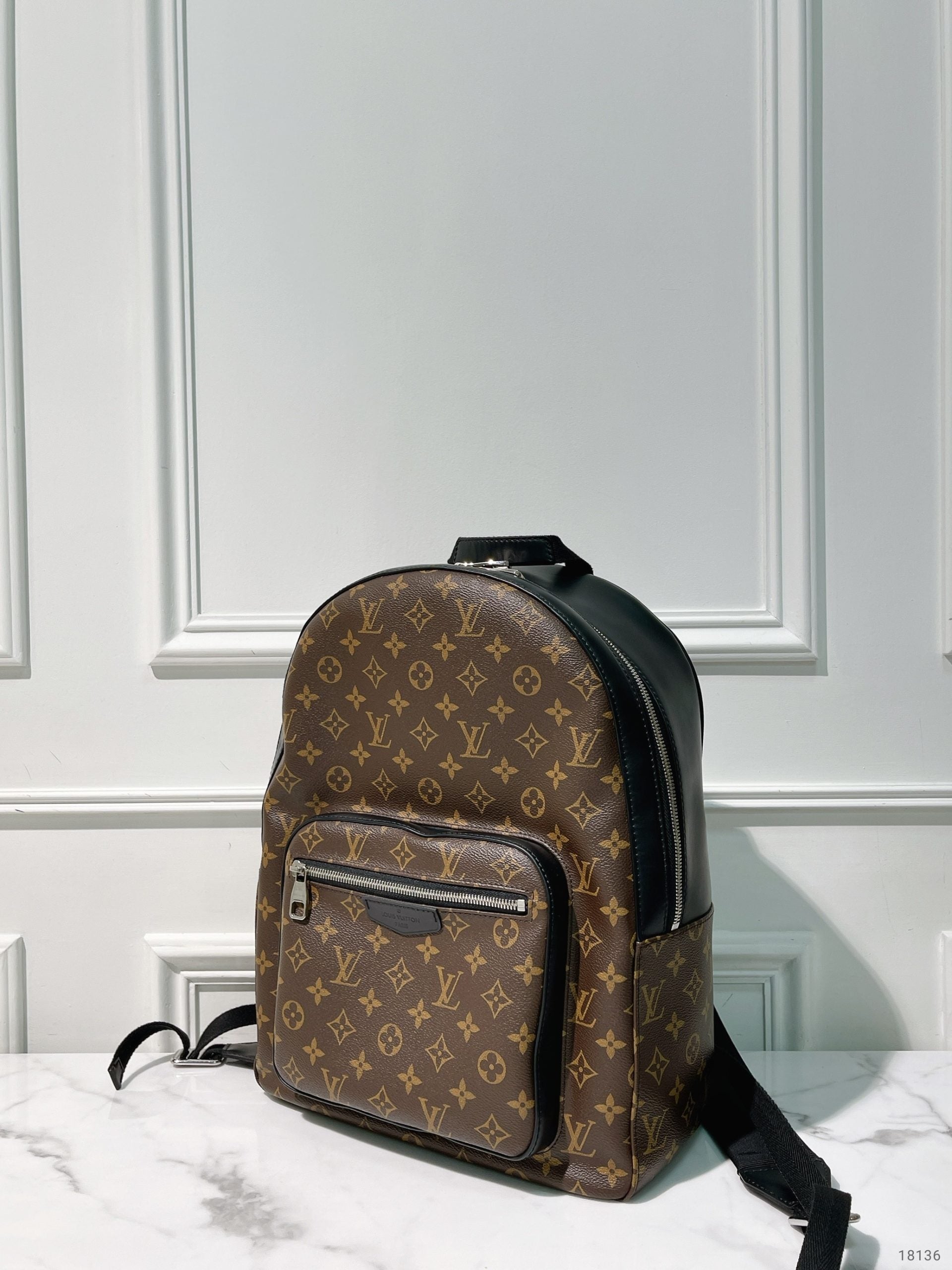 LV BACKPACK, Monogram