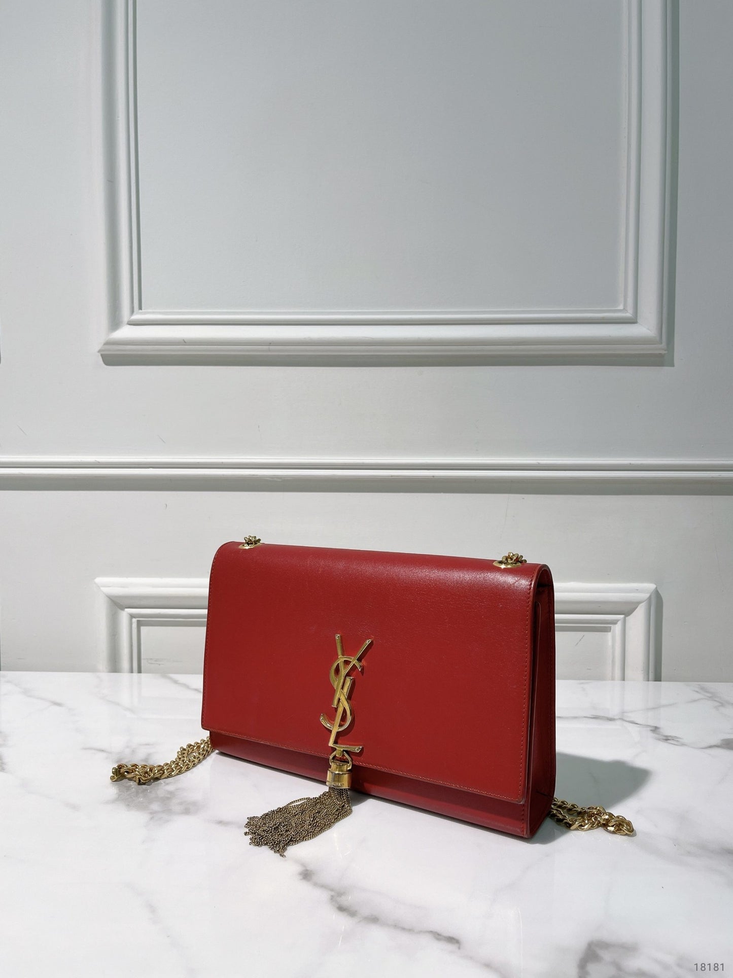 YSL KATE MEDIUM TASSEL, Red/Gold