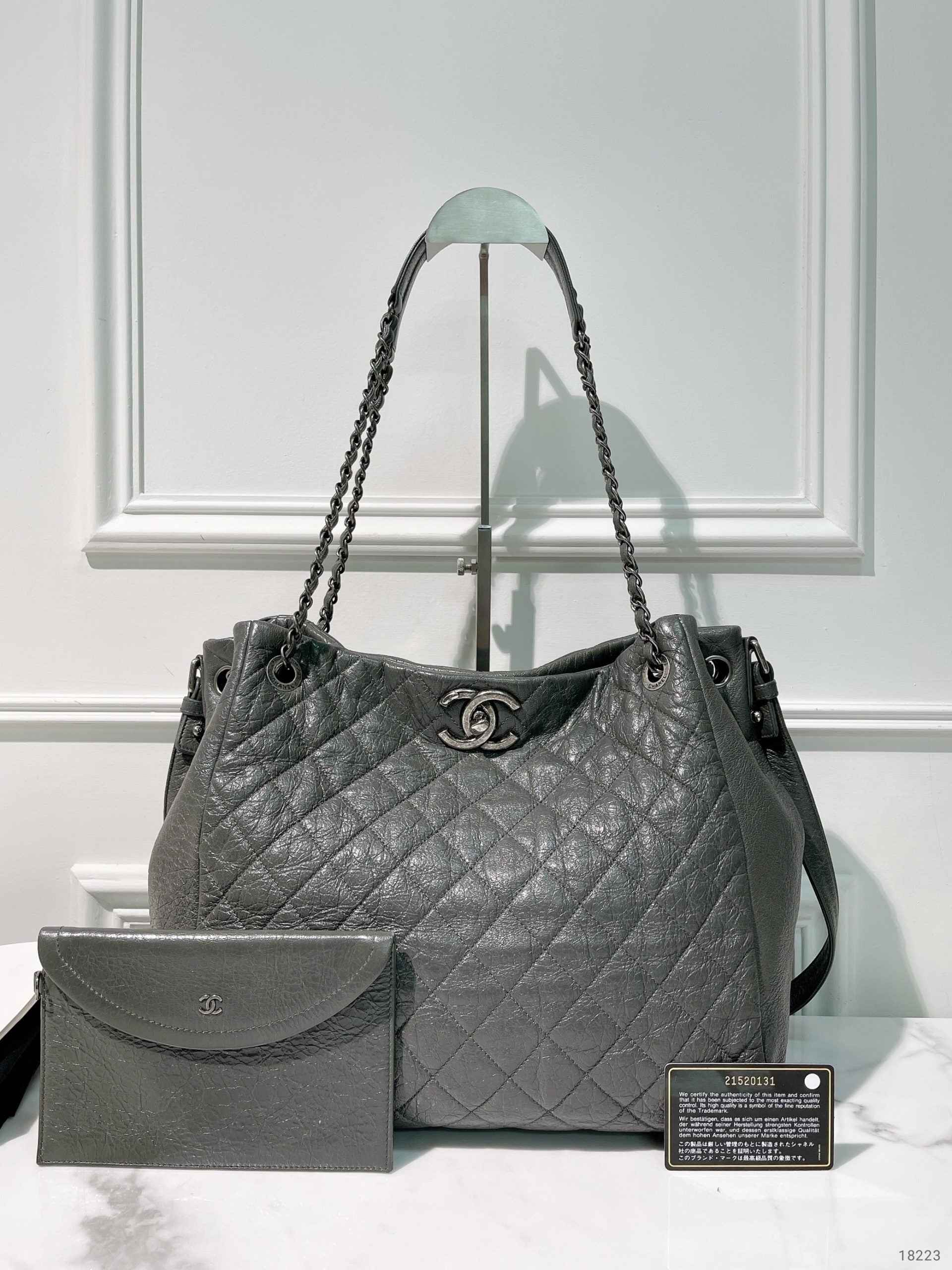 CHANEL SHOPPING TOTE, Grey