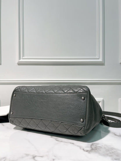 CHANEL SHOPPING TOTE, Grey