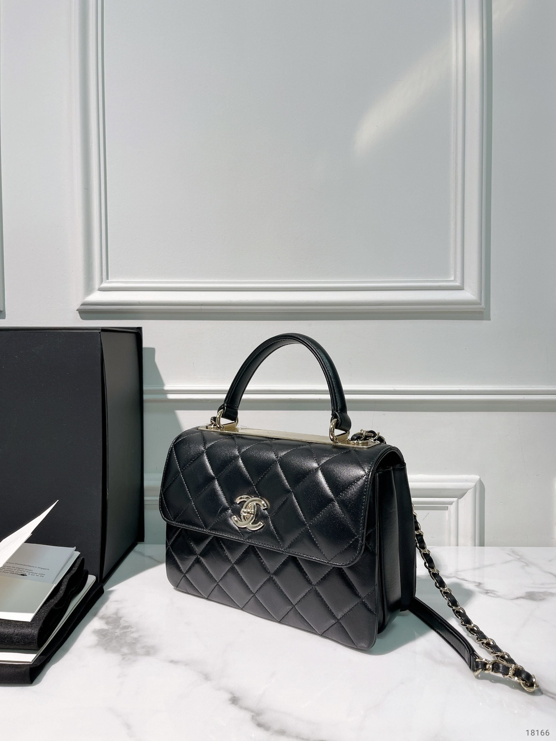 CHANEL SMALL TRENCY CC TOP HANDLE, Black/Gold
