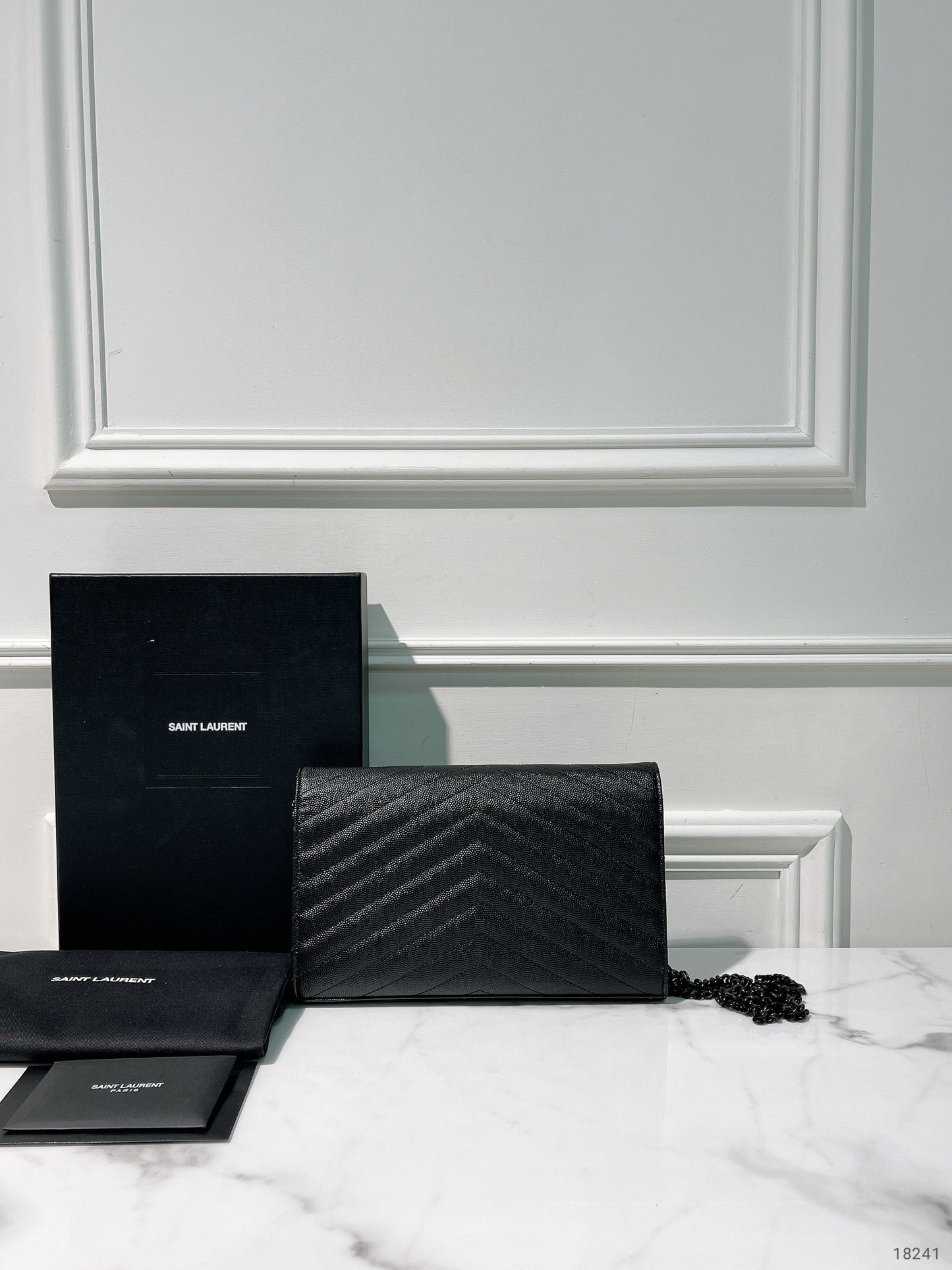 YSL CLASSIC CASSANDRE CHAIN WALLET