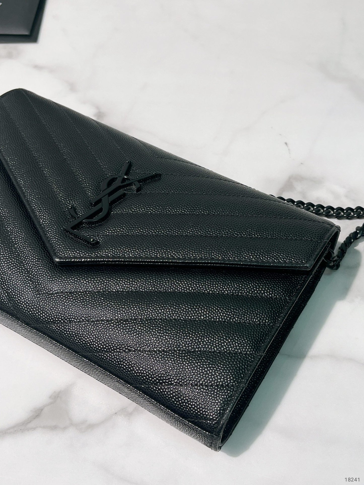 YSL CLASSIC CASSANDRE CHAIN WALLET