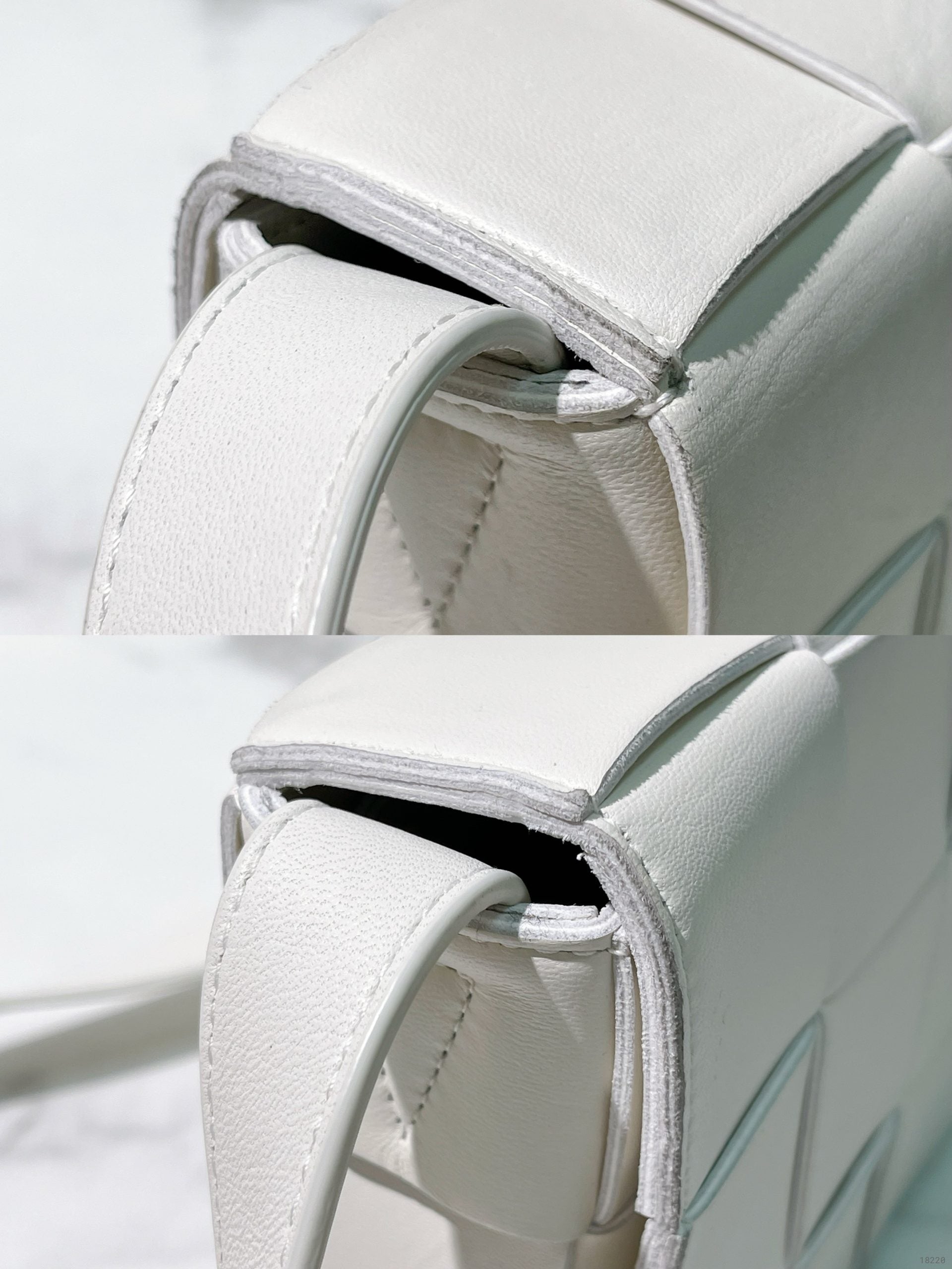 BOTTEGA VENETA CLASSIC CASSETTE, White