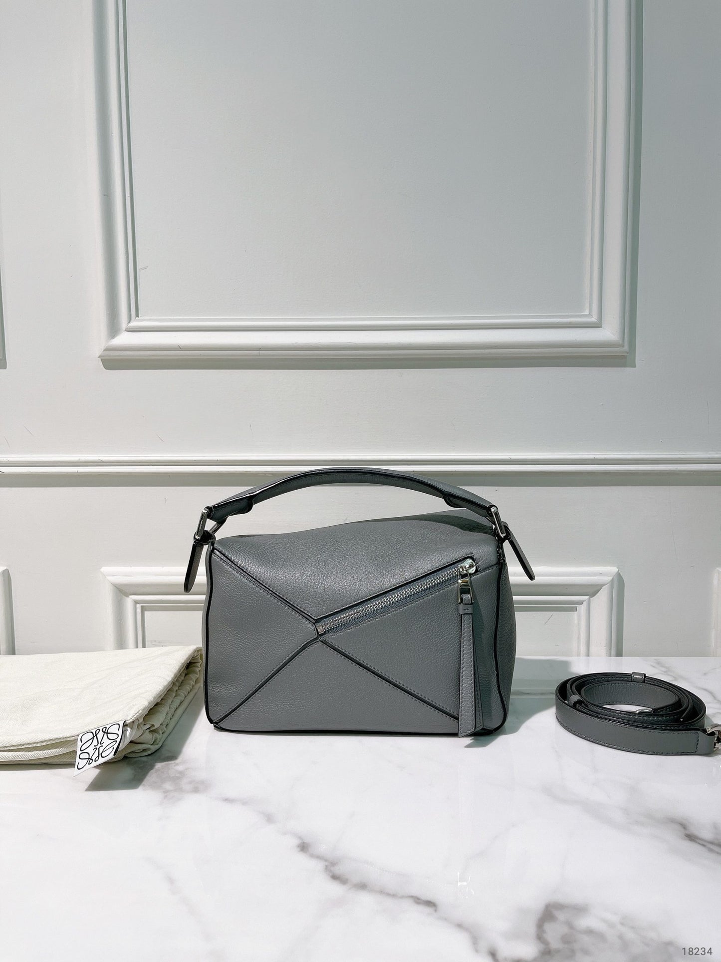 LOEWE SMALL PUZZLE EDGE BAG, Grey