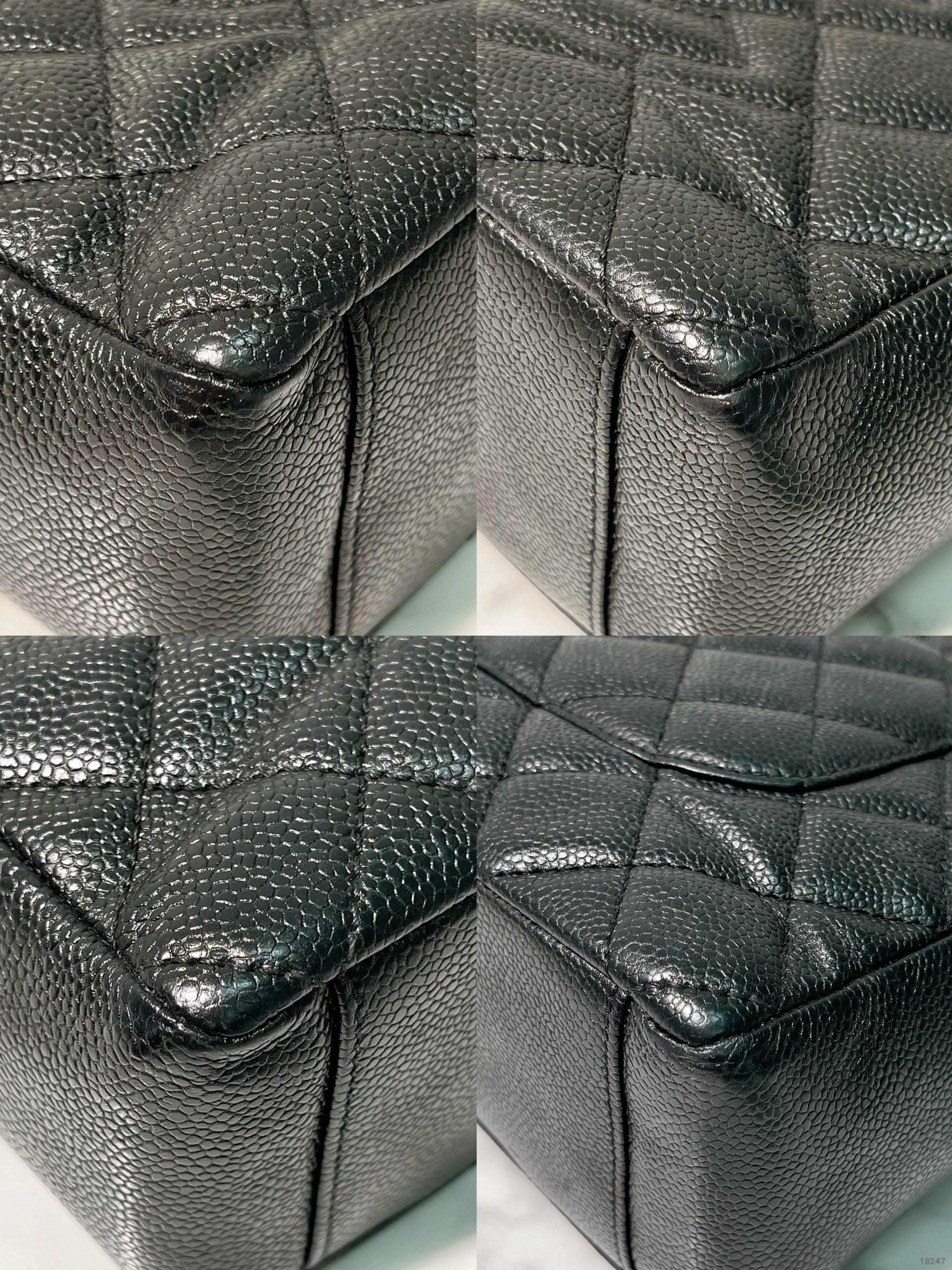 CHANEL PETIT SHOPPING TOTE, Black/Gold