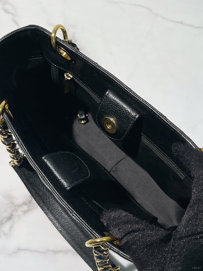 CHANEL PETIT SHOPPING TOTE, Black/Gold