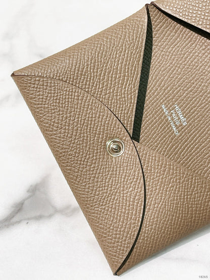 HERMES CALVI CARD HOLDER, Etoupe