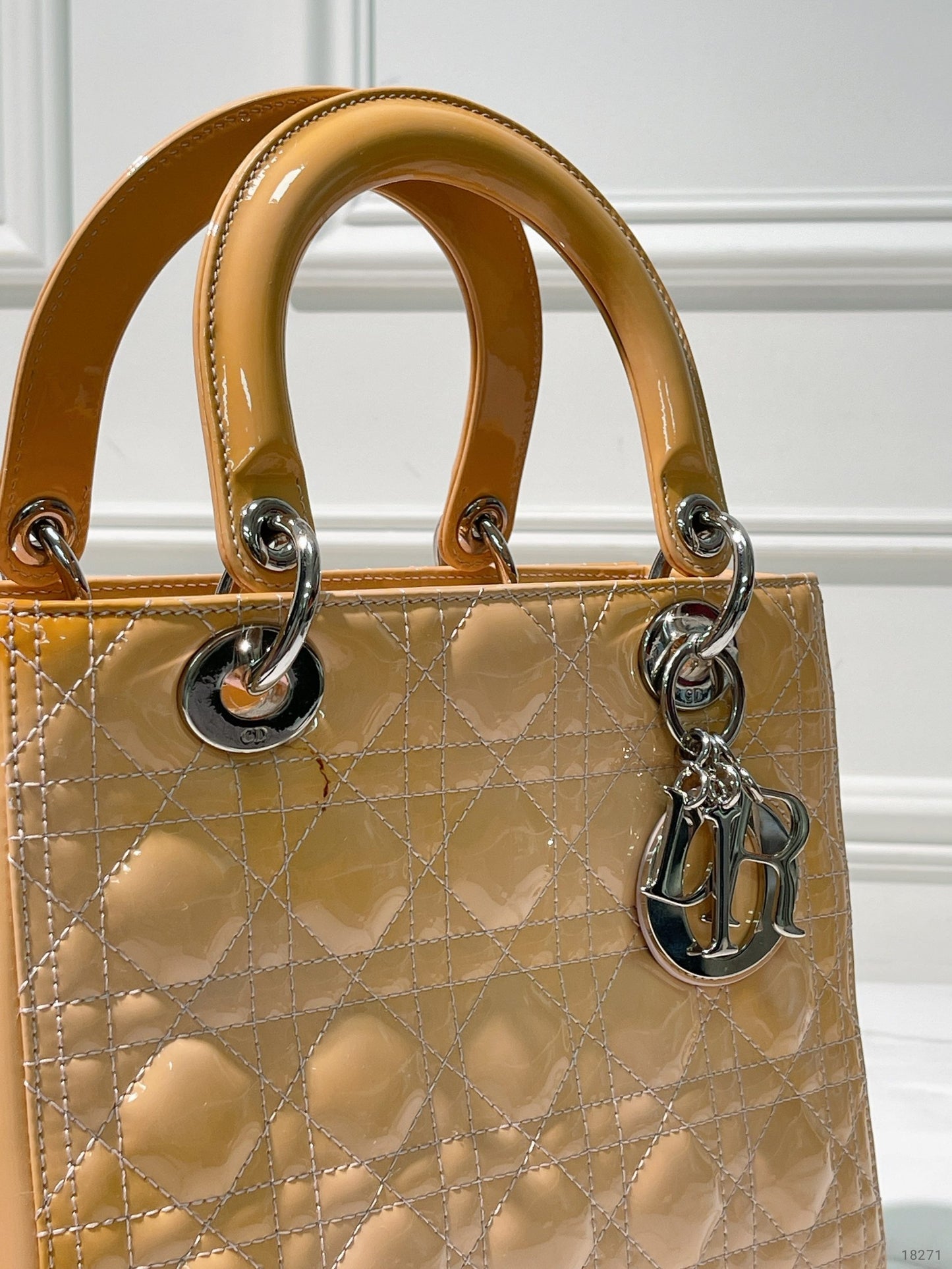 DIOR MEDIUM LADY DIOR BAG, Beige/Silver