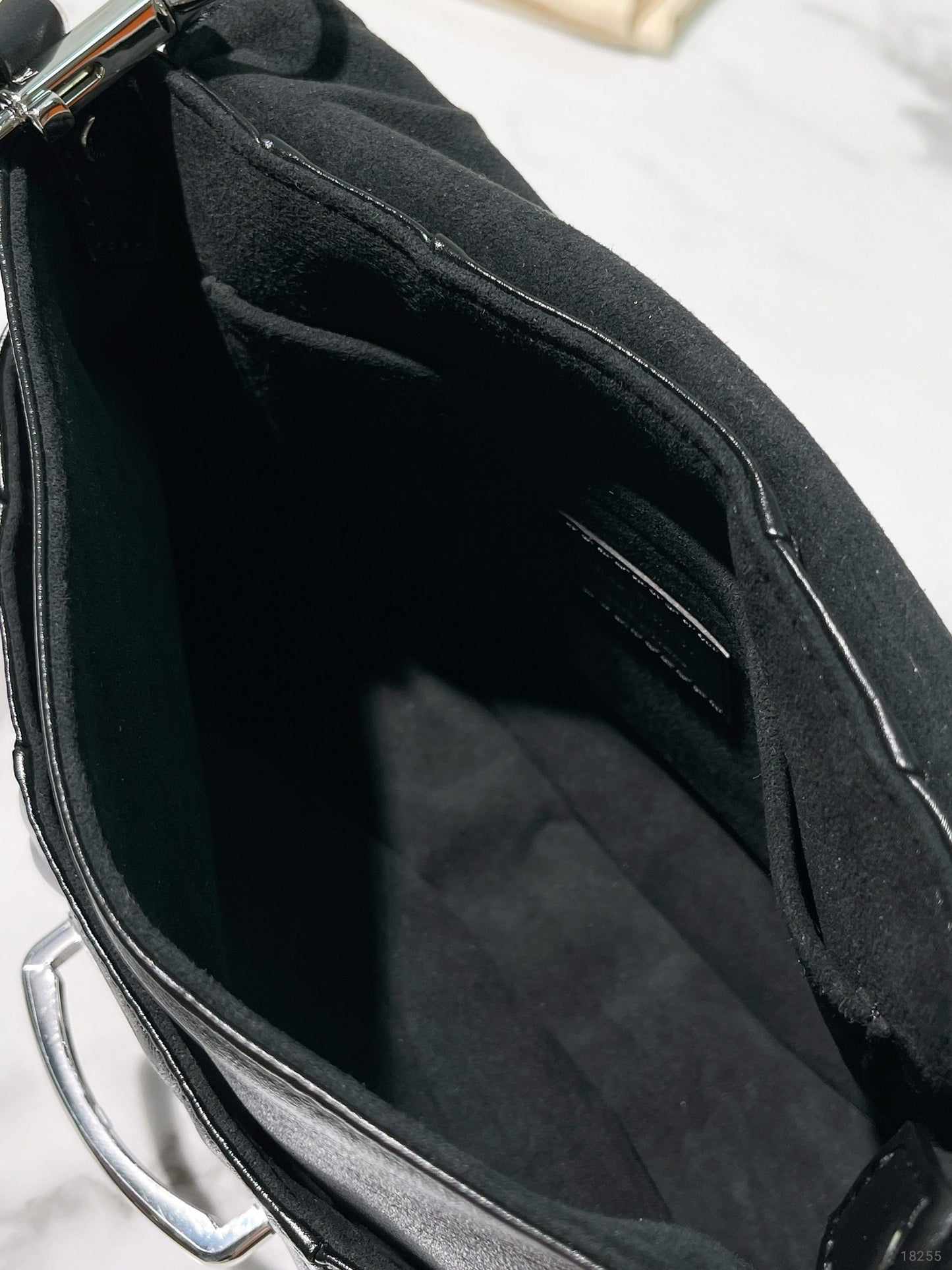 LV SUNSET VIBE, Black/Silver