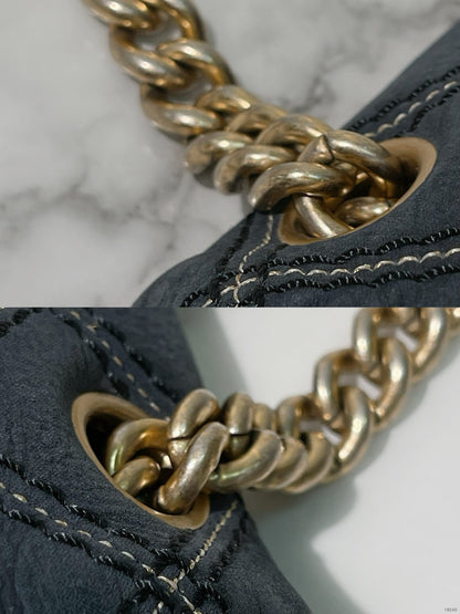 CHANEL VINTAGE FLAP, Navy/Gold