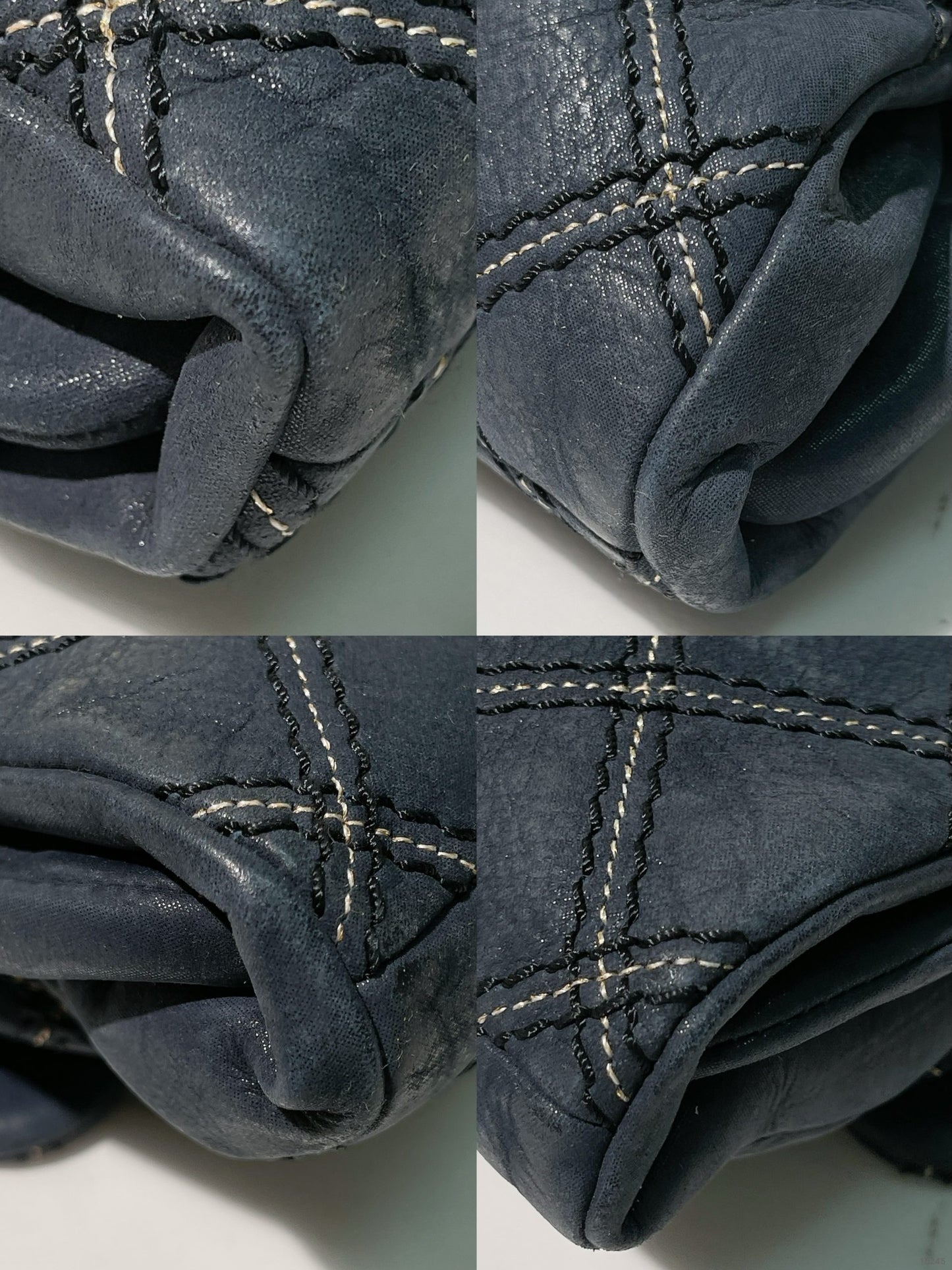 CHANEL VINTAGE FLAP, Navy/Gold