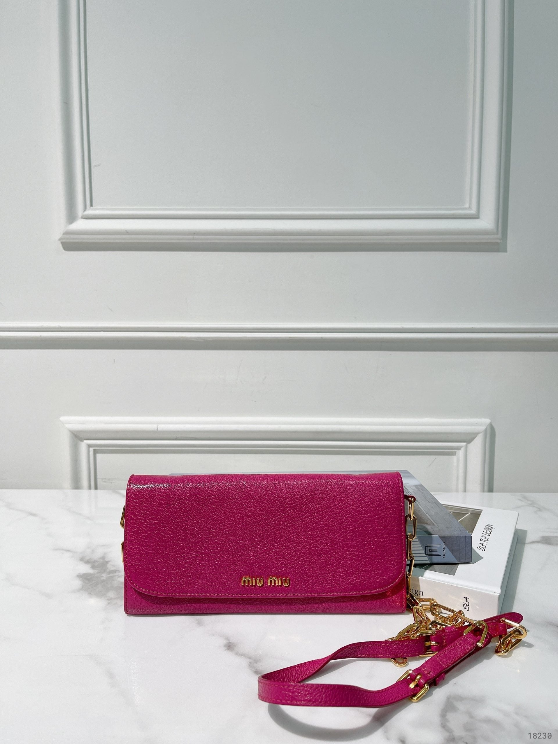 MIUMIU CHAIN WALLET, Pink/Gold