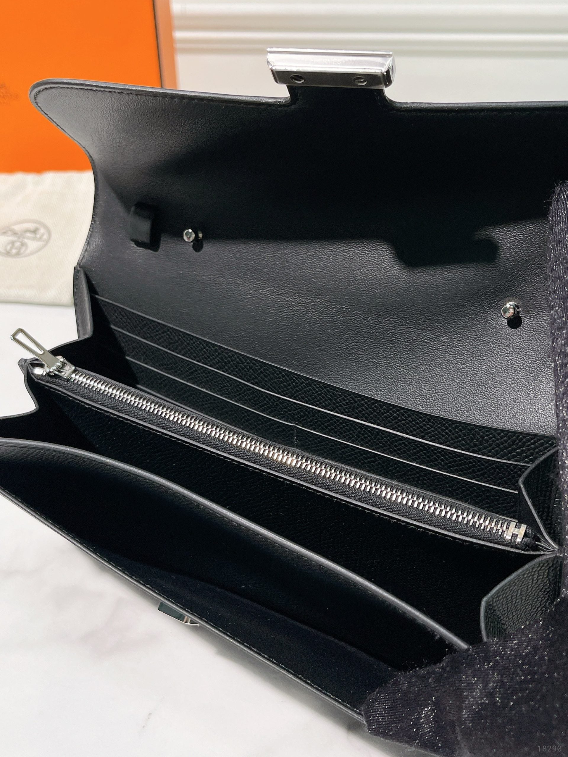 HERMES CONSTANCE TO GO WALLET, Noir/Silver