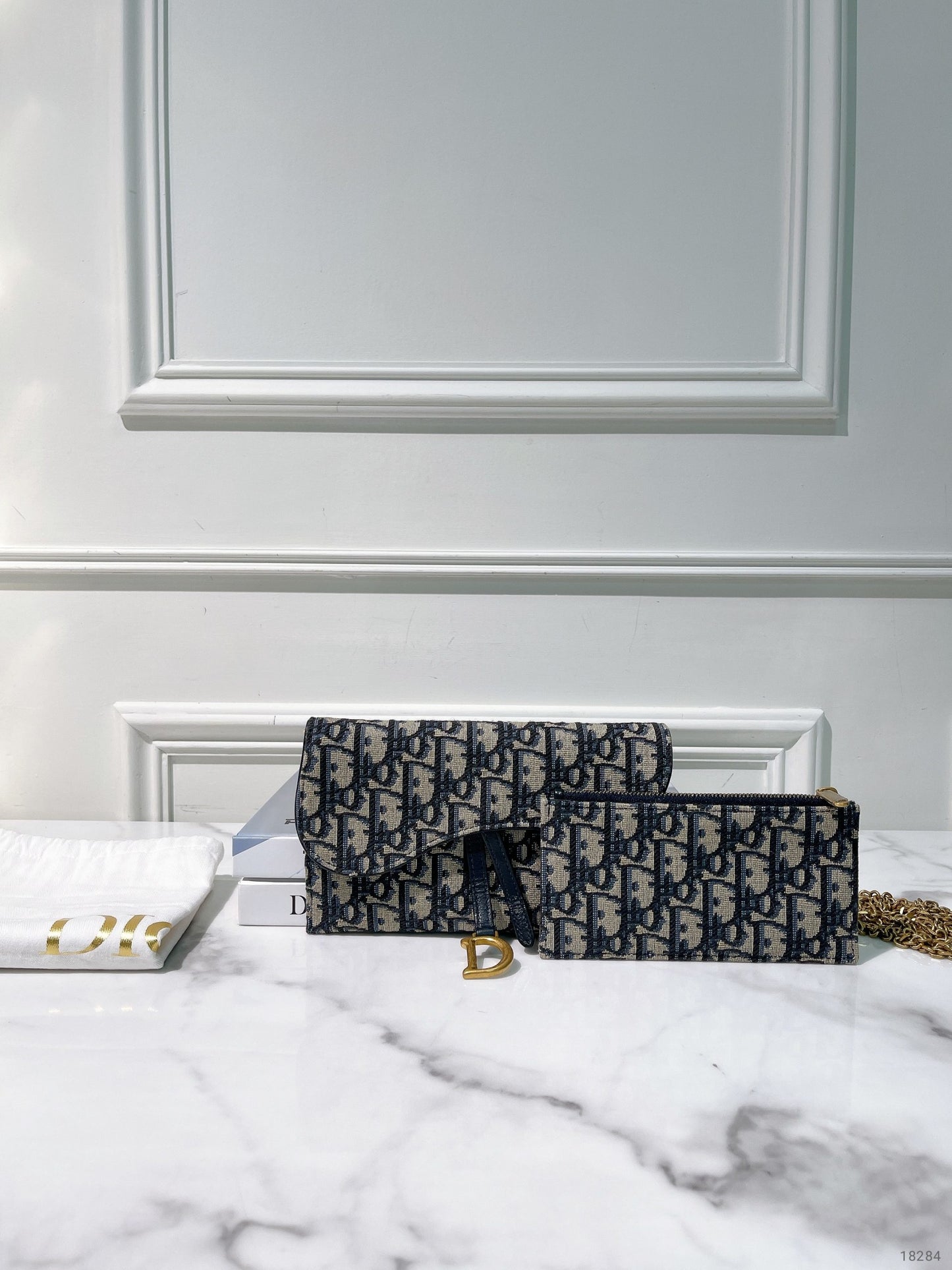 DIOR SMALL SADDLE POUCH WITH CHAIN