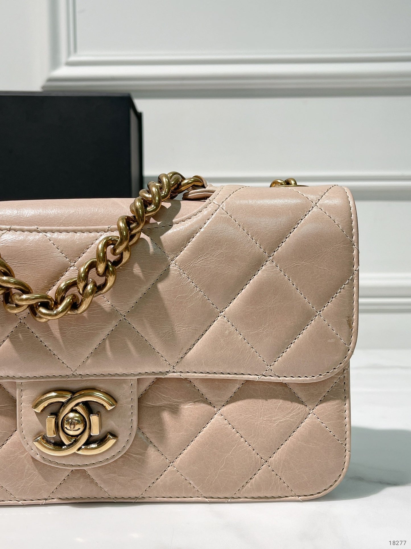 CHANEL PERFECT EDGE FLAP BAG, Beige/Gold