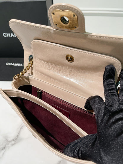 CHANEL PERFECT EDGE FLAP BAG, Beige/Gold